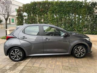TOYOTA Yaris usata 4