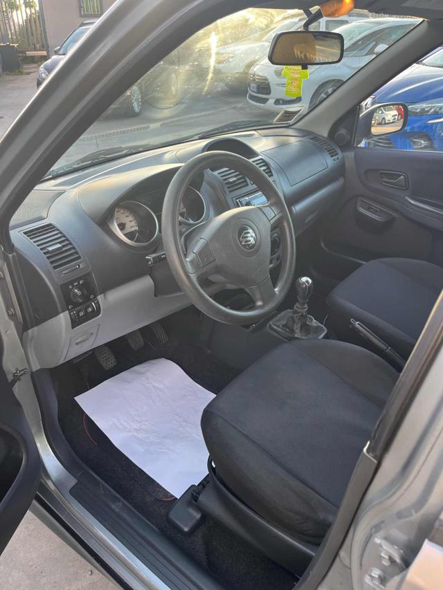 SUZUKI Ignis usata, con Specchietti laterali elettrici