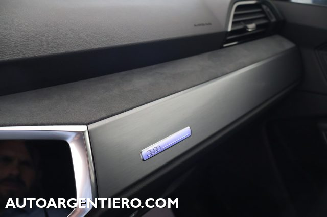 AUDI Q3 usata, con Park Distance Control