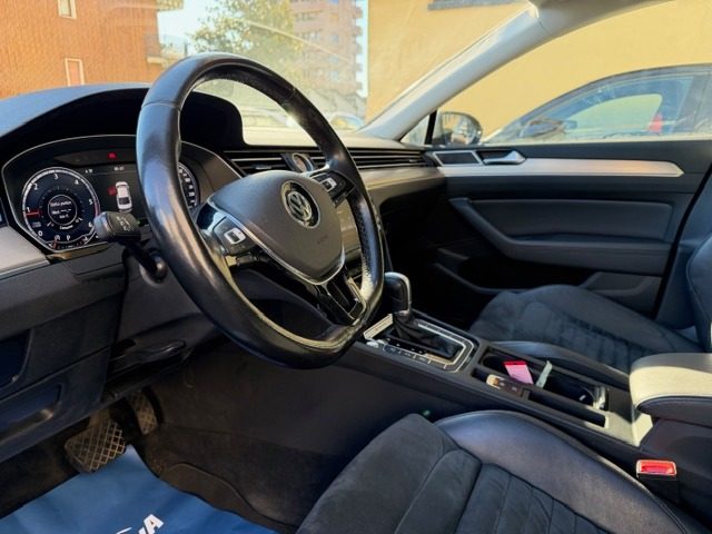 VOLKSWAGEN Passat usata, con Cerchi in lega