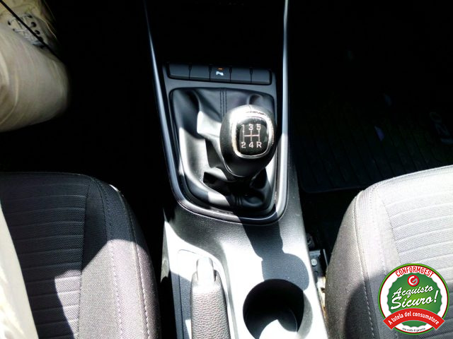 HYUNDAI i20 usata, con Luci diurne LED