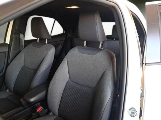 TOYOTA Yaris Cross usata, con Airbag laterali