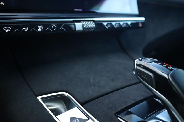 DS AUTOMOBILES DS 7 usata, con Autoradio digitale