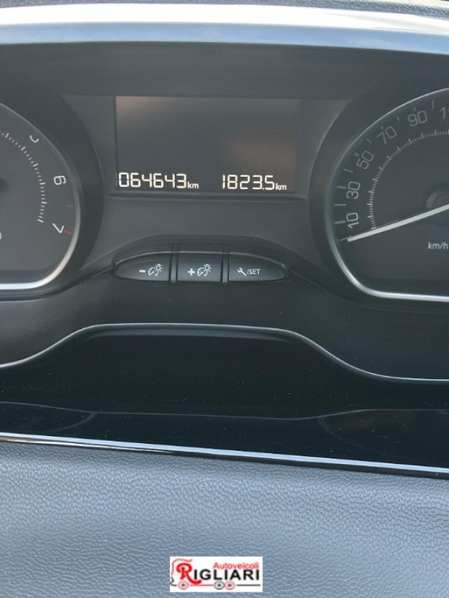 PEUGEOT 208 usata 8