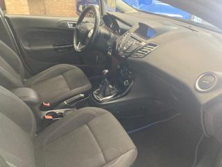 FORD Fiesta usata, con Autoradio