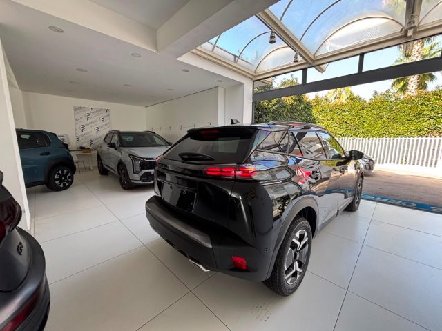 PEUGEOT 2008 usata, con Sensori di parcheggio posteriori