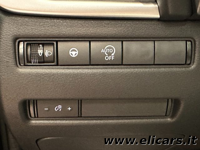 NISSAN Qashqai usata, con USB