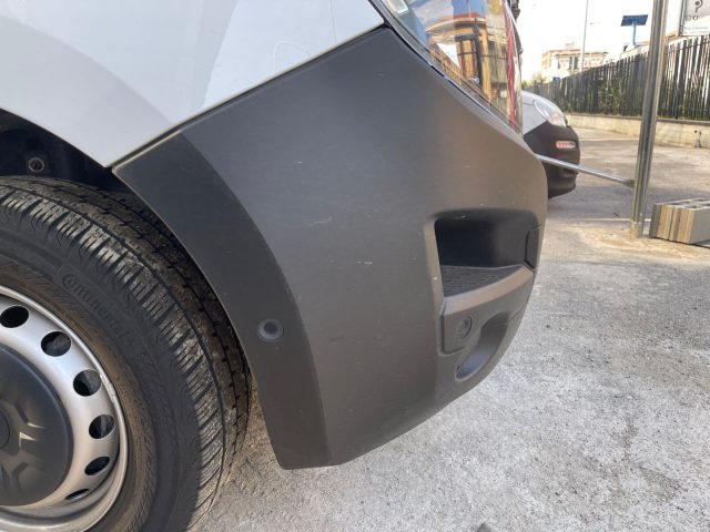 OPEL Movano usata, con Airbag