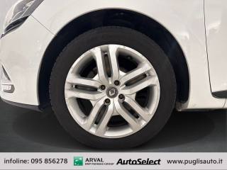 RENAULT Clio usata, con Sedile posteriore sdoppiato