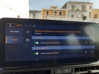 JEEP Avenger usata, con USB