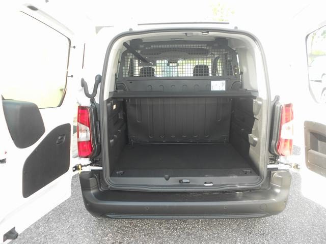 OPEL Combo usata, con Controllo trazione