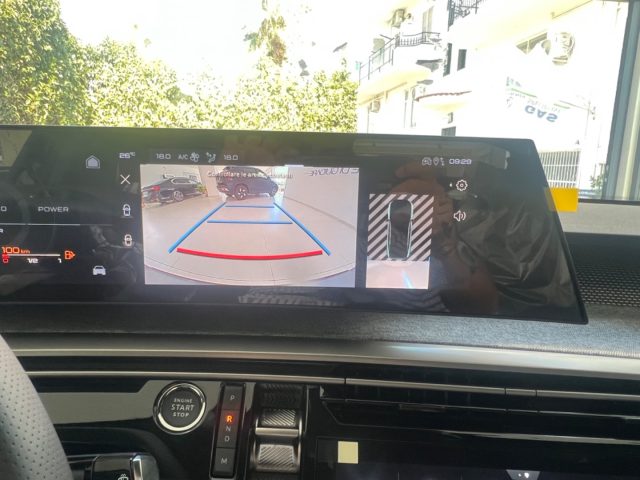 PEUGEOT 3008 usata, con USB