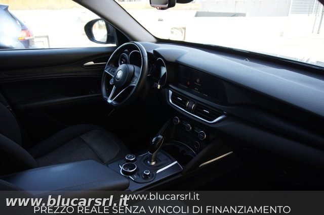 ALFA ROMEO Stelvio usata, con Controllo trazione