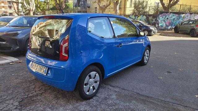 VOLKSWAGEN up! usata, con Autoradio