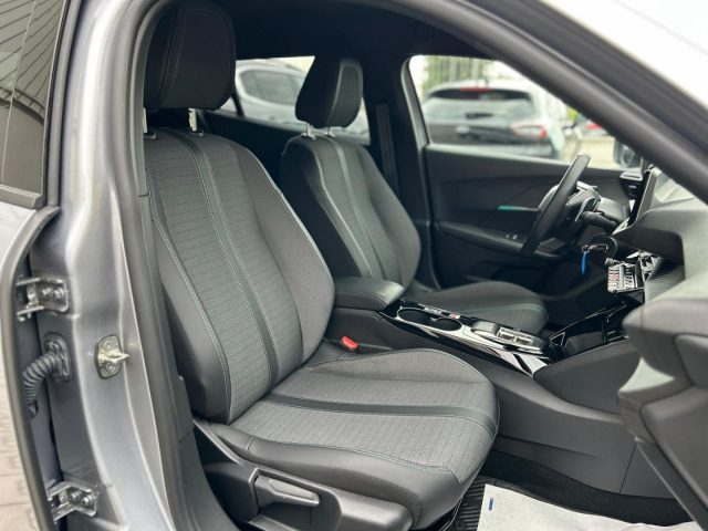 PEUGEOT 2008 usata, con Sedili sportivi