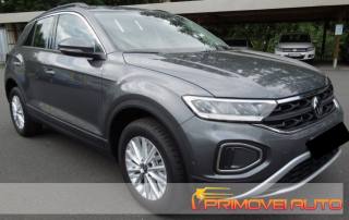 VOLKSWAGEN T-Roc usata, con Autoradio