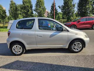 TOYOTA Yaris usata, con Climatizzatore