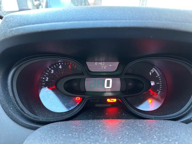 RENAULT Trafic usata, con Bluetooth