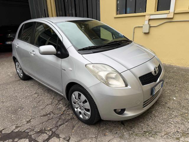 TOYOTA Yaris usata, con ABS