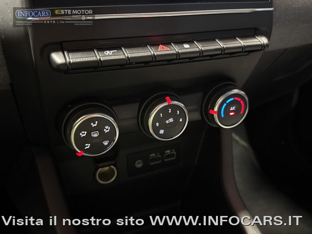 RENAULT Clio usata, con Fari LED