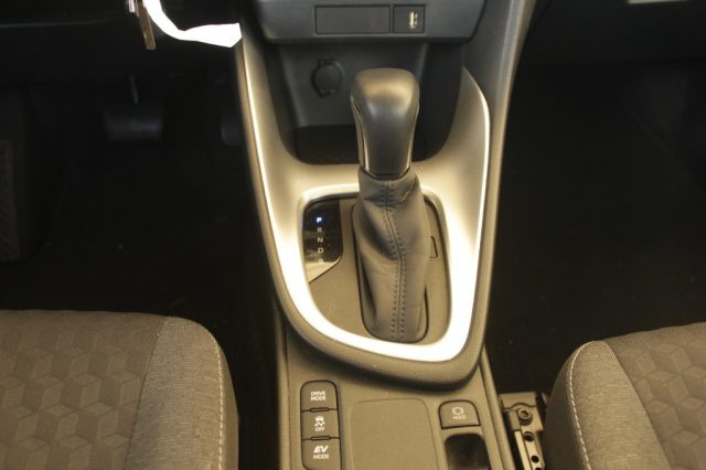 TOYOTA Yaris usata, con Sensore di pioggia