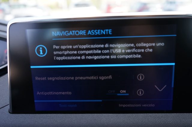 PEUGEOT 3008 usata, con Riconoscimento dei segnali stradali