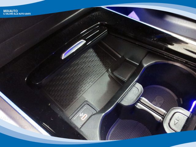 MERCEDES-BENZ GLA 200 usata, con Cerchi in lega
