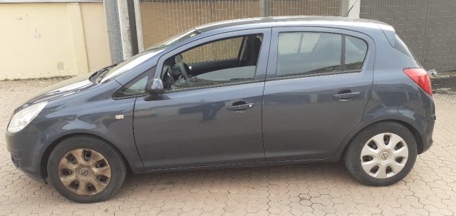 OPEL Corsa usata, con Airbag laterali