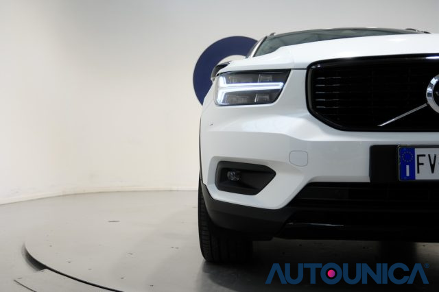 VOLVO XC40 usata, con Fari full-led