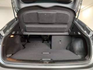 NISSAN Qashqai usata, con Fari LED