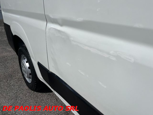 PEUGEOT Boxer usata, con Volante multifunzione