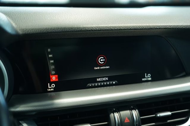 ALFA ROMEO Stelvio usata, con Sedili sportivi