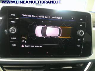 VOLKSWAGEN T-Roc usata, con Sensori di parcheggio anteriori