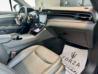 MASERATI Grecale usata, con Tettuccio apribile