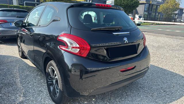 PEUGEOT 208 usata, con Airbag laterali