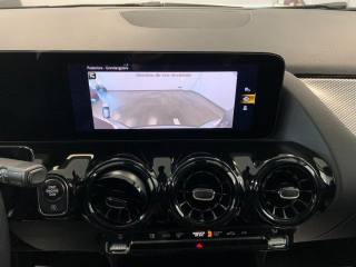 MERCEDES-BENZ GLA 180 usata, con Vetri oscurati