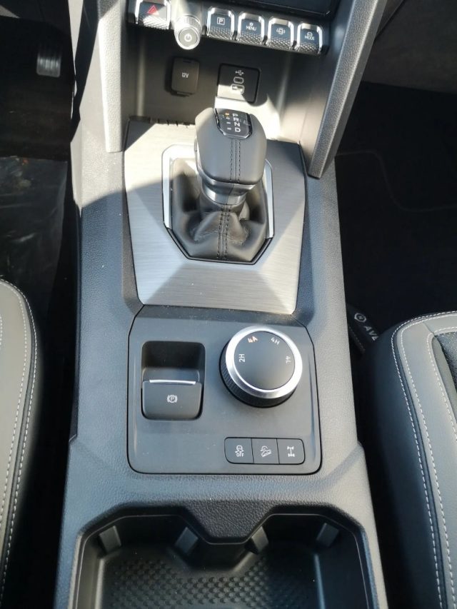 VOLKSWAGEN Amarok usata, con Cruise Control