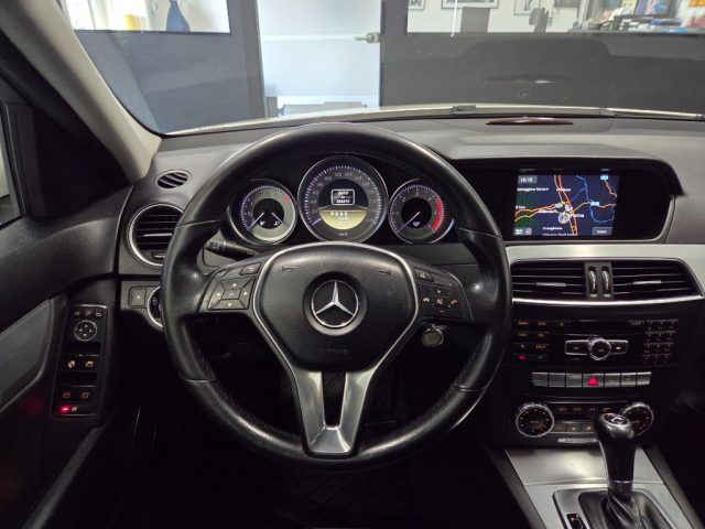 MERCEDES-BENZ C 220 usata, con Servosterzo