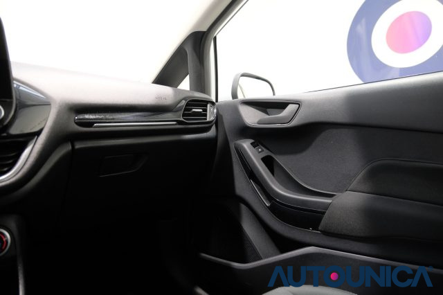 FORD Fiesta usata, con Monitoraggio pressione pneumatici