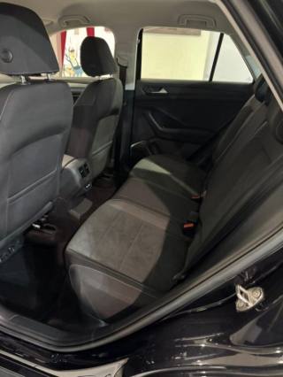 VOLKSWAGEN T-Roc usata, con Controllo trazione