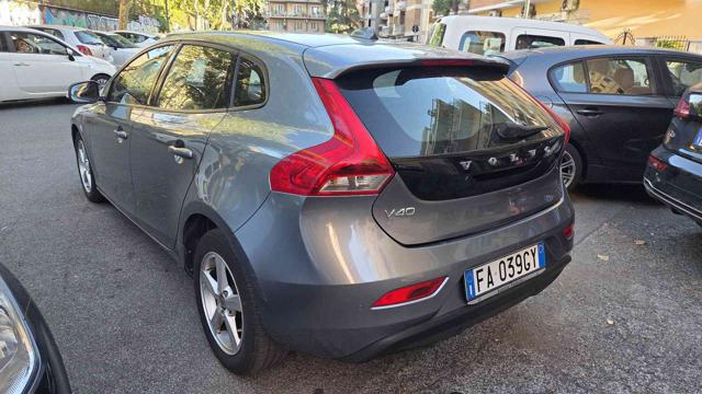 VOLVO V40 usata, con Autoradio