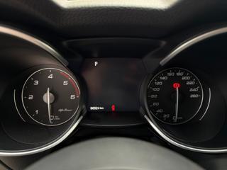 ALFA ROMEO Stelvio usata, con Chiusura centralizzata