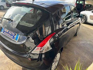 LANCIA Ypsilon usata, con Autoradio
