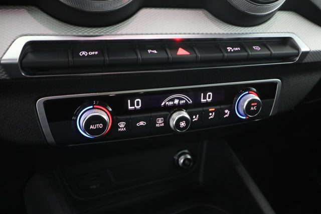 AUDI Q2 usata 11