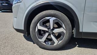 NISSAN Qashqai usata, con USB