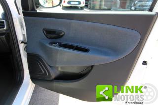 LANCIA Ypsilon usata, con Telecamera per parcheggio assistito