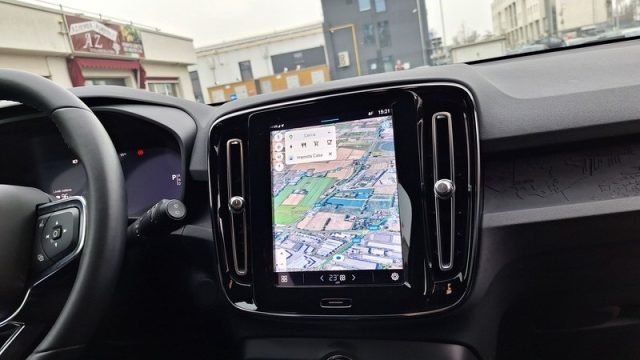 VOLVO XC40 usata, con Fari LED