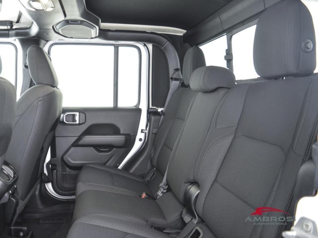 JEEP Gladiator usata 9