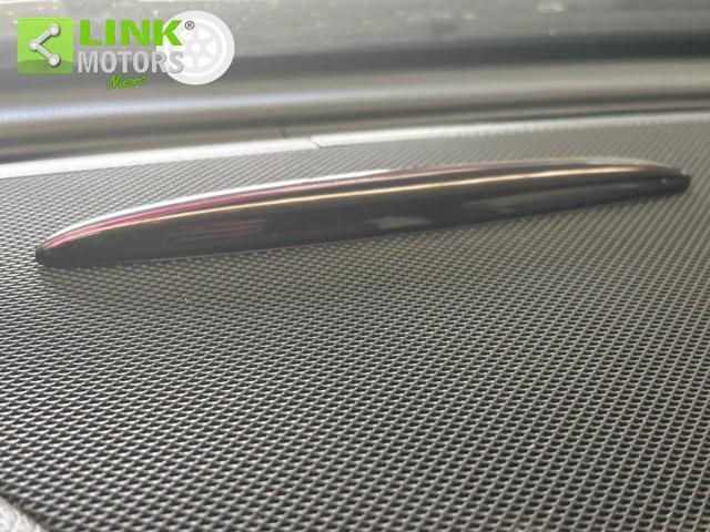 MERCEDES-BENZ A 200 usata, con Volante in pelle