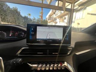 PEUGEOT 3008 usata, con USB